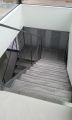 ocelové lakované schodiště, stupně nerezový tahokov